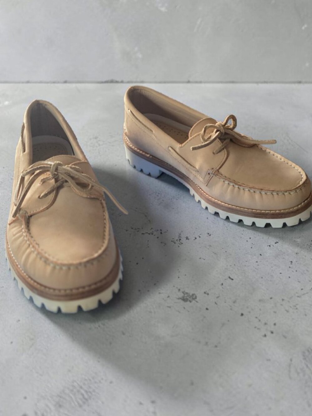 NEW SPERRY ( 12W / 10.5M)Unisex Original 2-Eye Vibram Beige/Blush Boat Shoes